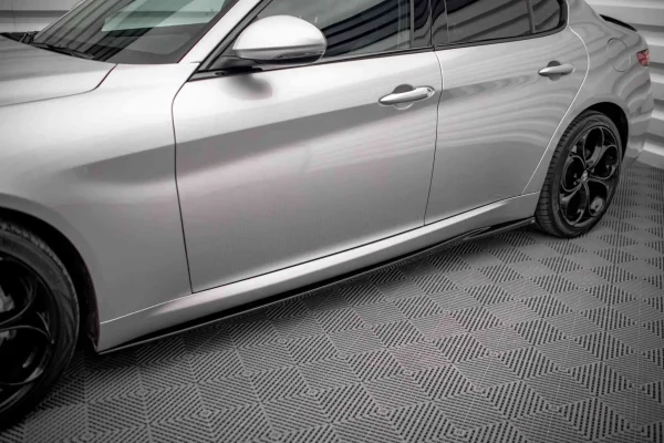 Faldones laterales difusores Alfa Romeo Giulia Sport - Imagen 2