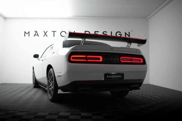 Alerón de carbono + LED Dodge Challenger Mk3 - Imagen 9