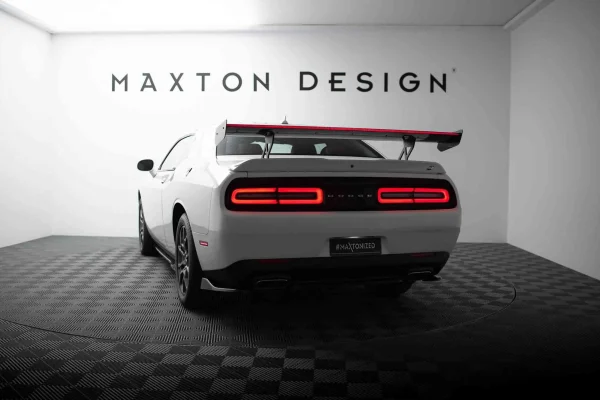 Alerón de carbono + LED Dodge Challenger Mk3 - Imagen 3