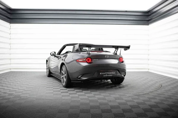 Alerón de carbono con soportes internos para montantes Mazda MX-5 ND (Mk4) - Imagen 3