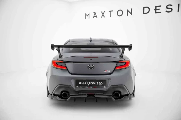 Alerón de carbono con soportes externos para montantes Toyota GR86 - Imagen 3