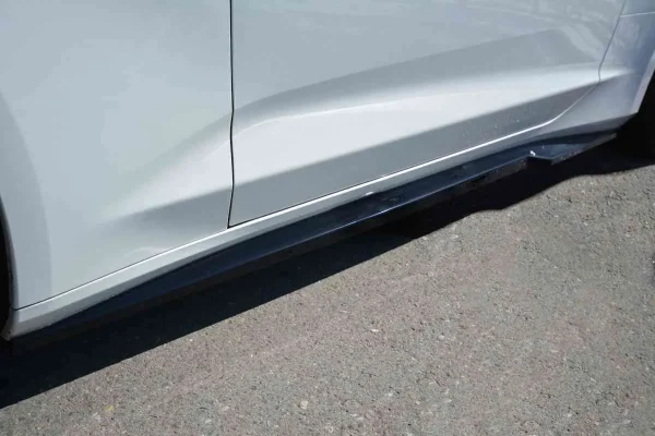 DIFUSORES DE FALDÓN LATERALES CHEVROLET CAMARO 6.ª GENERACIÓN FASE I 2SS COUPÉ - Imagen 4