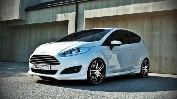 Alerón de parachoques delantero Ford Fiesta Mk7 FL