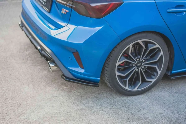 Splitters laterales traseros V.1 Ford Focus ST Mk4 - Imagen 4