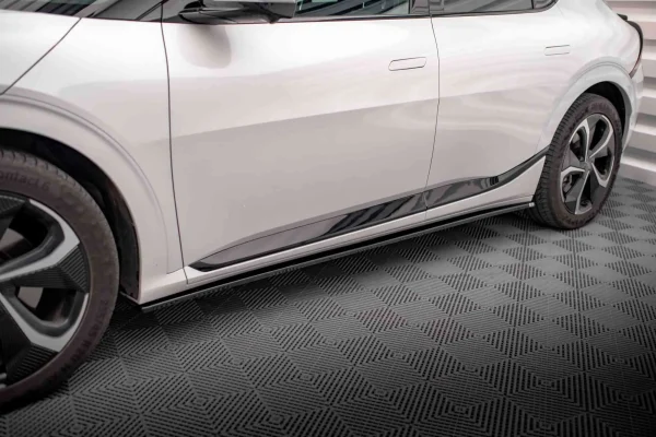 Faldones laterales difusores Kia EV6 GT-Line Mk1 - Imagen 3