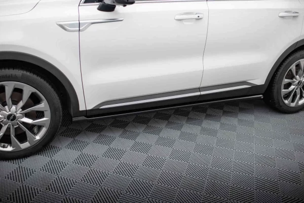 Difusores de faldones laterales Kia Sorento Mk4 - Imagen 3