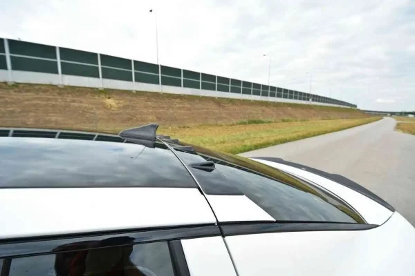 La ampliación de la luneta trasera del Kia Stinger GT / GT-Line / Standard Mk1 - Imagen 2