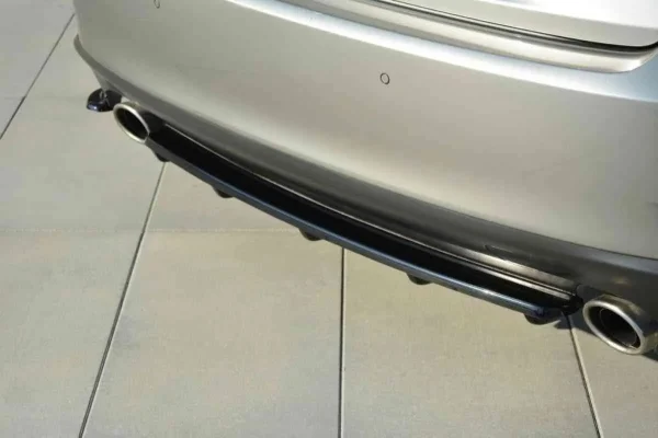 Splitter trasero Lexus IS Mk3 T (con barras verticales) - Imagen 4