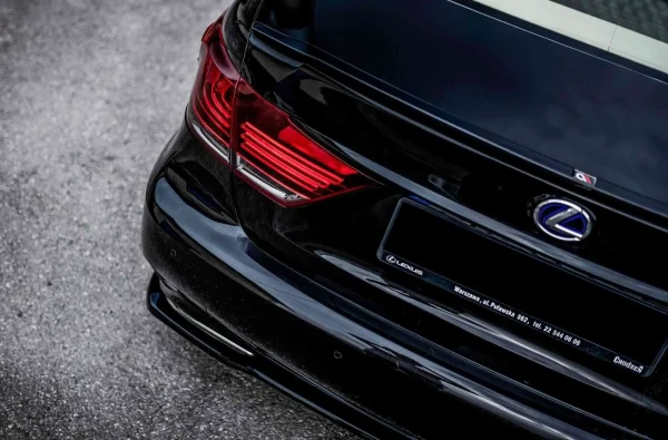 Divisor trasero Lexus LS Mk4 Facelift - Imagen 2
