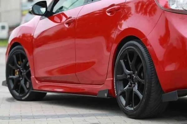 DIFUSORES DE FALDÓN LATERALES RACING MAZDA 3 MK2 MPS