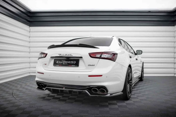 Splitter trasero (con barras verticales) Maserati Ghibli Mk3 Facelift - Imagen 2