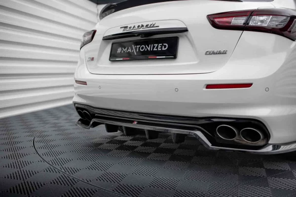 Splitter trasero (con barras verticales) Maserati Ghibli Mk3 Facelift - Imagen 4