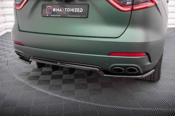 Splitter trasero (con barras verticales) Maserati Levante Mk1 - Imagen 5