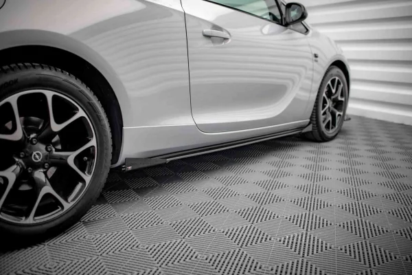 Faldones laterales Street Pro Difusores + Aletas Opel Astra GTC OPC-Line J - Imagen 2