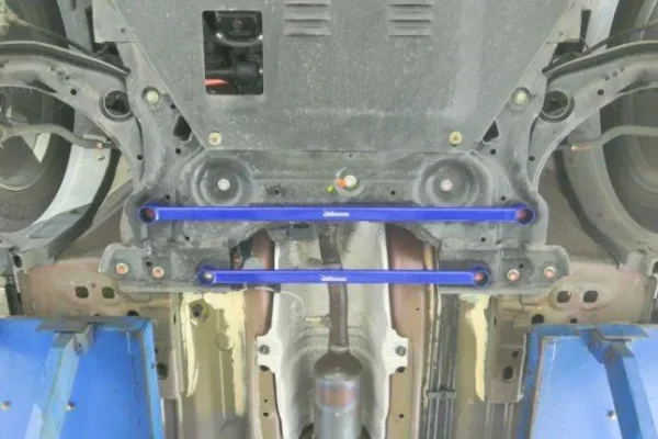 Hardrace - Refuerzo inferior delantero - Imagen 2
