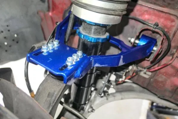 Hardrace - Front Upper Camber Kit Mazda RX-7 - Imagen 2