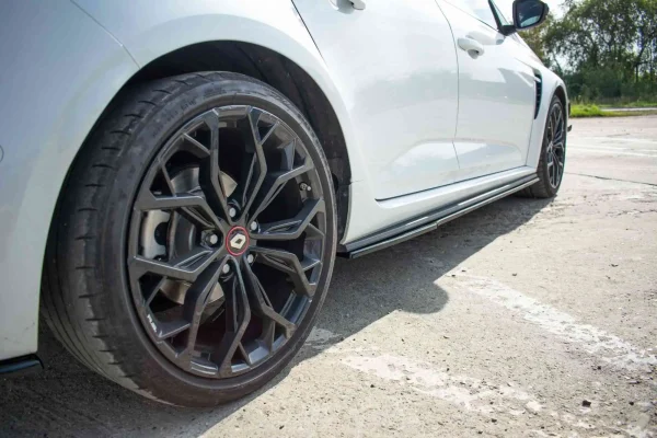 DIFUSORES DE FARO LATERALES Renault Megane IV RS - Imagen 3