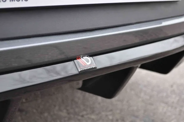 Faldón trasero V.1 Seat Leon Cupra Mk3 FL Hatchback - Imagen 2