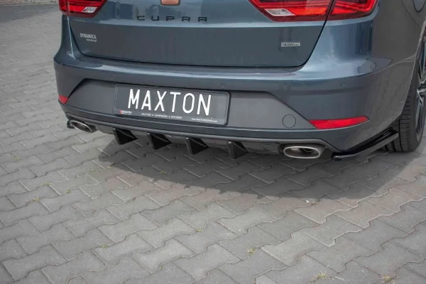 Faldón trasero V.1 Seat León Cupra Mk3 FL Sportstourer - Imagen 4