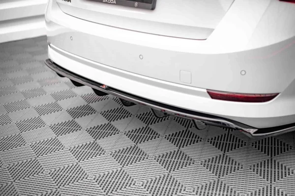 Splitter trasero (con barras verticales) Skoda Octavia Mk4 - Imagen 3