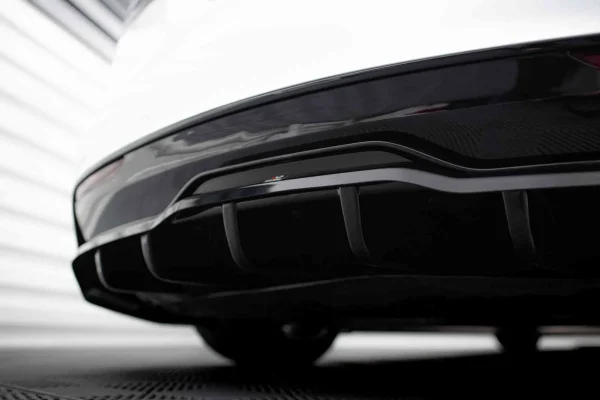 Splitter trasero (con barras verticales) V.1 Tesla Model S Plaid Mk1 Facelift - Imagen 5