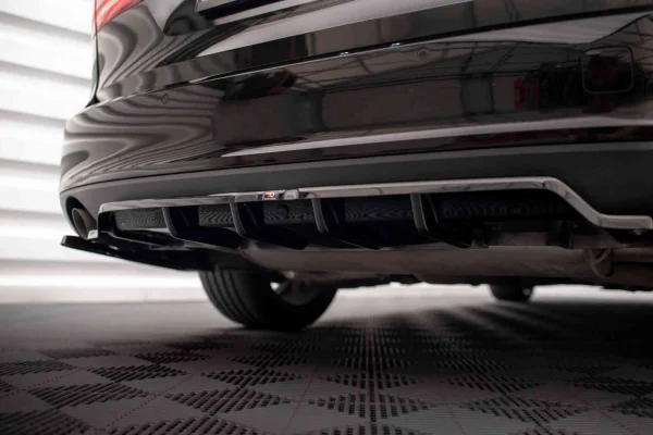Splitter trasero (con barras verticales) V.2 Volvo V90 Mk2 - Imagen 6