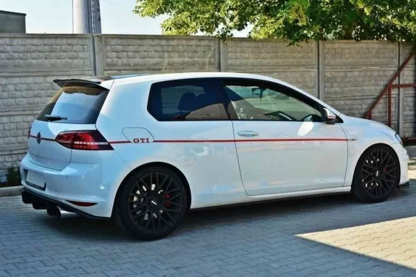 DIFUSOR TRASERO Y DIVISORES LATERALES TRASEROS VW GOLF MK7 GTI - Imagen 4
