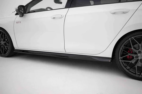 Difusores de faldones laterales V.3 Volkswagen Golf GTI / GTE / GTI Clubsport / GTD / R-Line Mk8 - Imagen 5