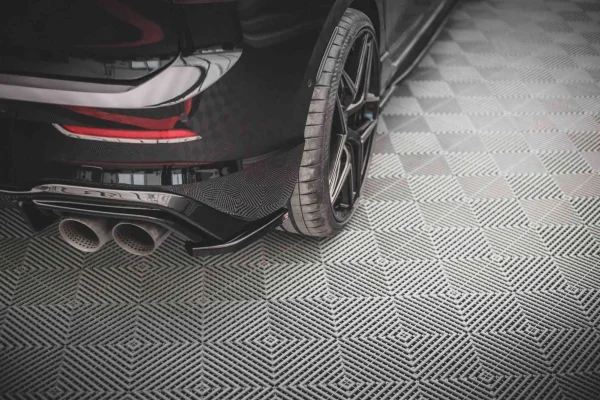 Splitters laterales traseros V.4 para Volkswagen Golf R Mk8 - Imagen 2