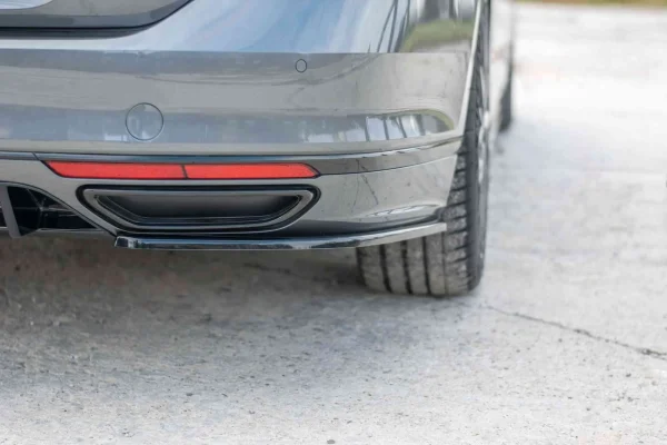 Splitters laterales traseros Volkswagen Passat R-Line B8 - Imagen 4