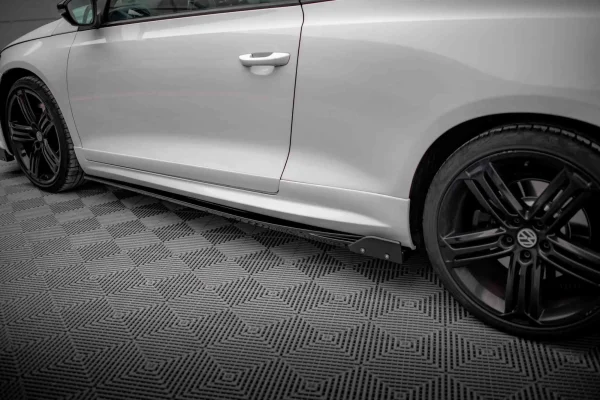 Faldones laterales difusores V.2 + Flaps Volkswagen Scirocco R Mk3 - Imagen 3