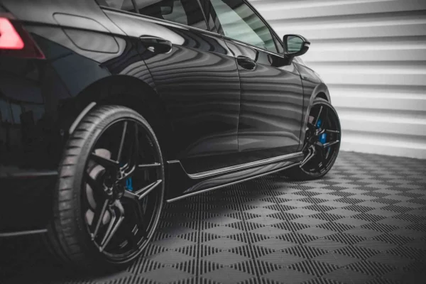 Faldones laterales difusores Street Pro Volkswagen Golf R Mk8 - Imagen 2