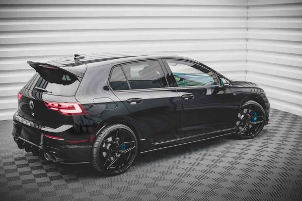 Faldones laterales difusores Street Pro Volkswagen Golf R Mk8 - Imagen 5